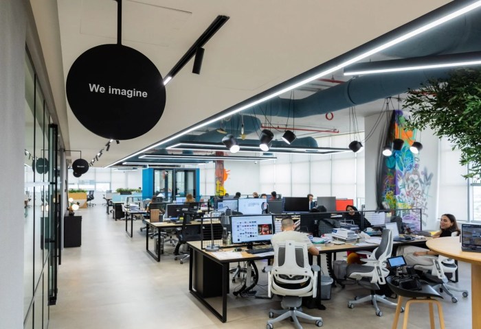 Refurbishment office construction Refurbishment office construction